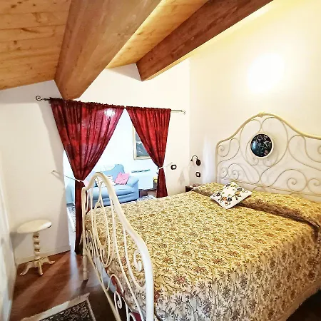 Augusta - Residenza La Madonina شقة مورتشانو دي رومانيا