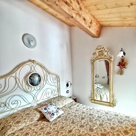 Augusta - Residenza La Madonina モルチャーノ・ディ・ロマーニャ