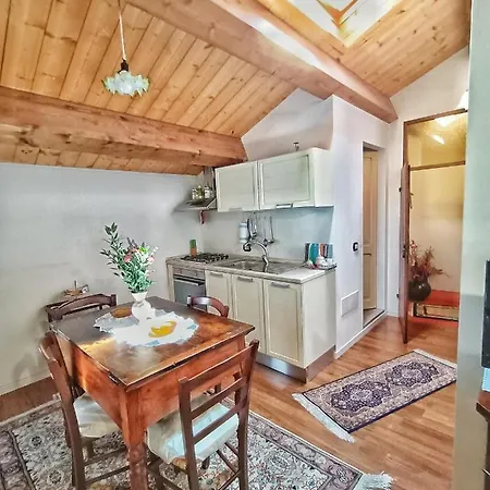 شقة Augusta - Residenza La Madonina *