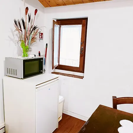 Augusta - Residenza La Madonina شقة مورتشانو دي رومانيا